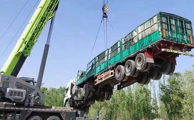 新密道路脱困救援案例